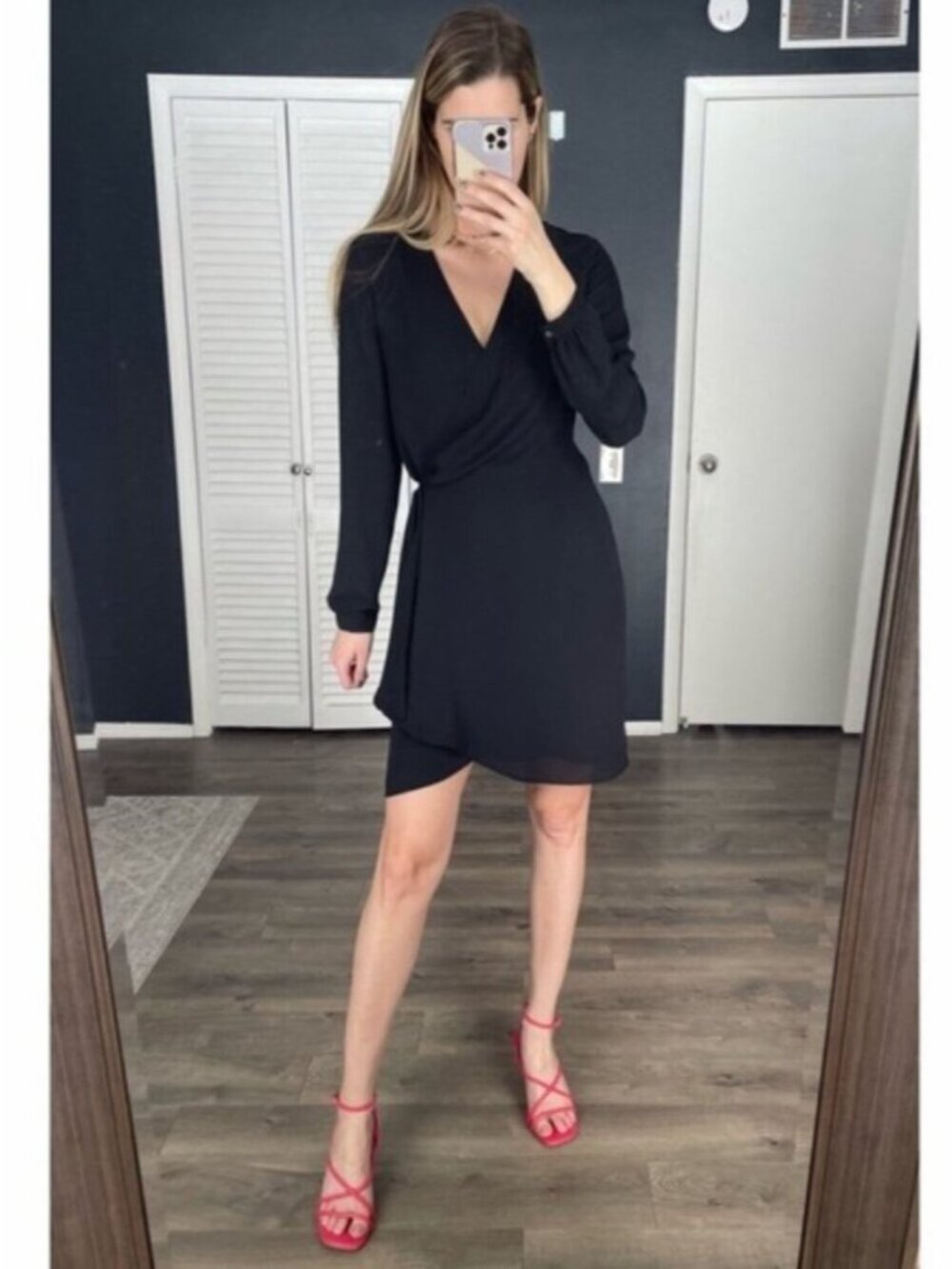 Aritzia Babaton Wallace Wrap Mini Dress Long Sleeve Black Size Small